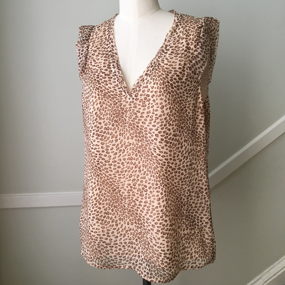 BANANA REPUBLIC Flutter Sleeve Animal Print V-Neck Size Medium